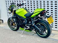 Triumph Street Triple 0.7 Street Triple 22