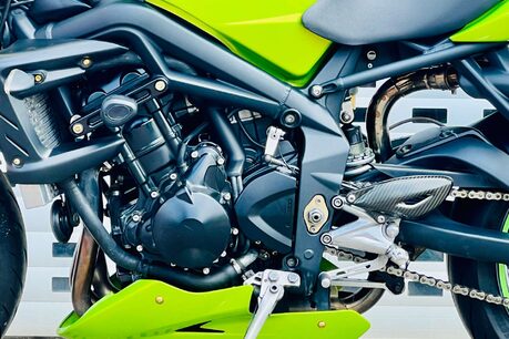 Triumph Street Triple 0.7 Street Triple 24