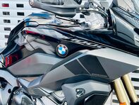 BMW S1000XR S 1000 XR Triple Black 16