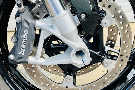 BMW S1000XR S 1000 XR Triple Black 18