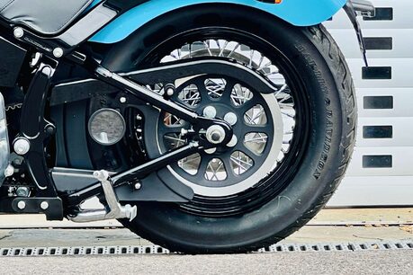 Harley-Davidson Softail 1690 FLS Slim Euro 4 23