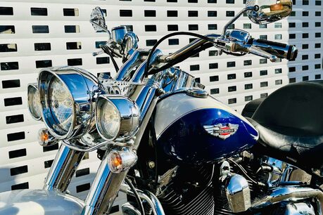 Harley-Davidson Softail Duluxe 1.3 FLSTN 12