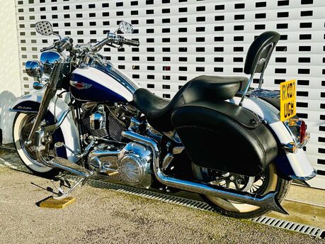 Harley-Davidson Softail Duluxe 1.3 FLSTN 
