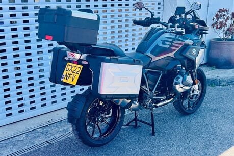 BMW R1250 R 1250 GS Triple Black 2