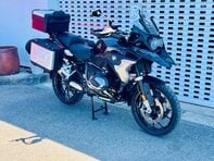 BMW R1250 R 1250 GS Triple Black 3