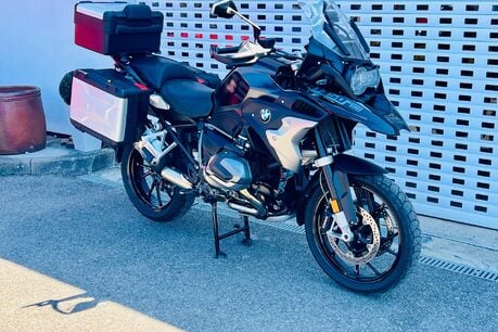BMW R1250 R 1250 GS Triple Black 3