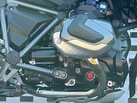 BMW R1250 R 1250 GS Triple Black 10