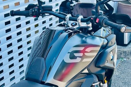 BMW R1250 R 1250 GS Triple Black 20