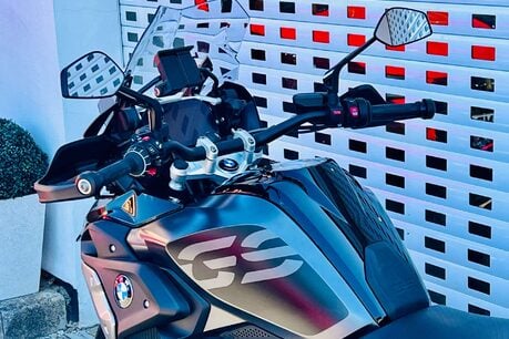 BMW R1250 R 1250 GS Triple Black 34