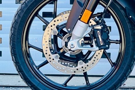 BMW R1250 R 1250 GS Triple Black 39