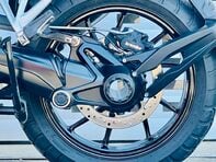 BMW R1250 R 1250 GS Triple Black 40