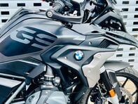 BMW R1250 R 1250 GS TE TRIPLE BLACK 10