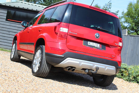 Skoda Yeti 2.0 Yeti Outdoor Elegance TDI CR 4x4 Semi-Auto 4WD 5dr 12