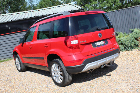 Skoda Yeti 2.0 Yeti Outdoor Elegance TDI CR 4x4 Semi-Auto 4WD 5dr 14