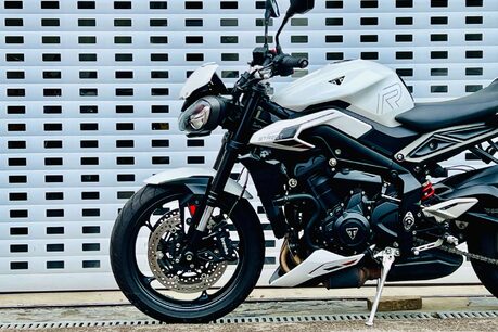 Triumph Street Triple Street Triple R 24