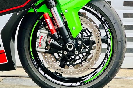Kawasaki ZX ZX10 R Ninja KRT Performance 10