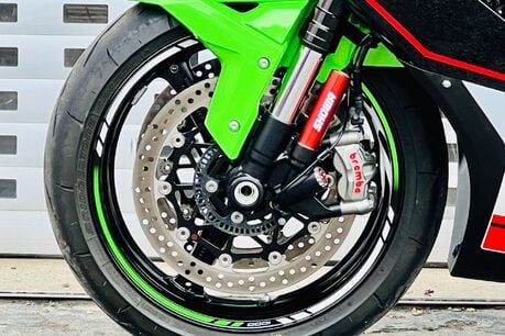Kawasaki Ninja 1000 Super Sports Petrol Manual (203 ps) 33