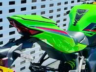 Kawasaki Ninja ZX 400 SRFNN 7