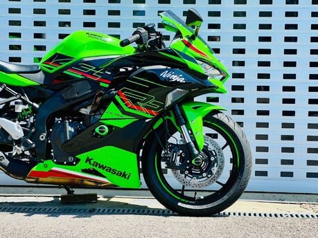 Kawasaki Ninja ZX 400 SRFNN 