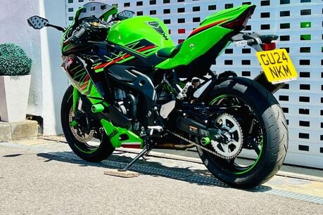 Kawasaki Ninja ZX 400 SRFNN 22