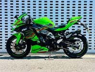 Kawasaki Ninja ZX 400 SRFNN 21