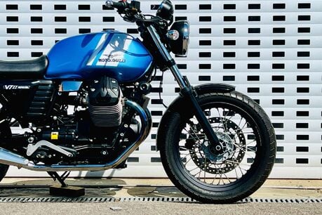 Moto Guzzi V7 V7 Special 9