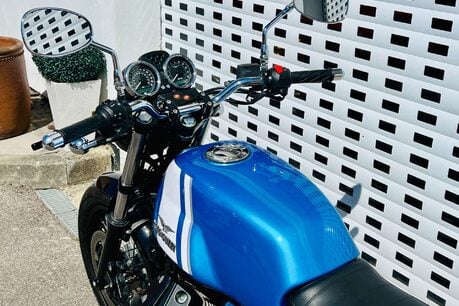 Moto Guzzi V7 V7 Special 18