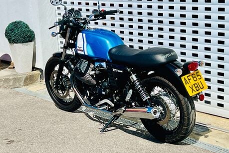Moto Guzzi V7 V7 Special 15