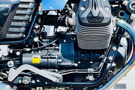 Moto Guzzi V7 V7 Special 10