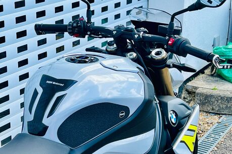 BMW S1000R S 1000 R 9