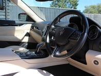 Maserati Levante 3.0 Levante GranLusso V6 Auto 4WD 5dr 5