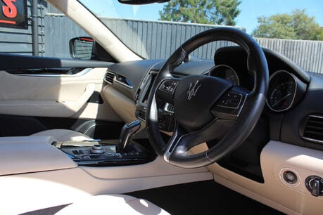 Maserati Levante 3.0 Levante GranLusso V6 Auto 4WD 5dr 5