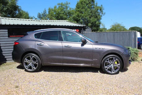 Maserati Levante 3.0 Levante GranLusso V6 Auto 4WD 5dr 9
