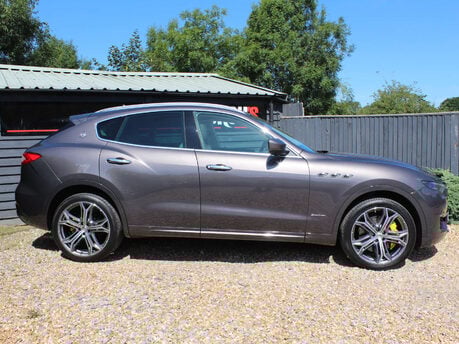 Maserati Levante 3.0 Levante GranLusso V6 Auto 4WD 5dr 