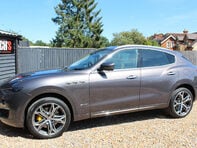 Maserati Levante 3.0 Levante GranLusso V6 Auto 4WD 5dr 18