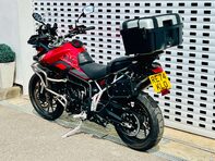 Triumph Tiger 900 0.9 Tiger 900 GT Pro 26