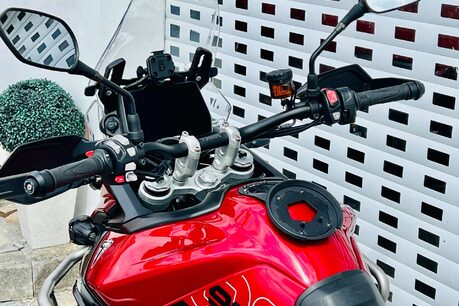 Triumph Tiger 900 0.9 Tiger 900 GT Pro 31