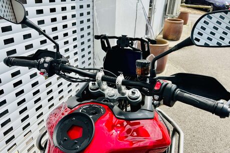 Triumph Tiger 900 0.9 Tiger 900 GT Pro 13