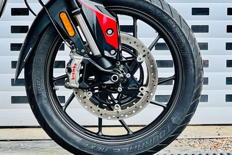 Triumph Tiger 900 0.9 Tiger 900 GT Pro 23