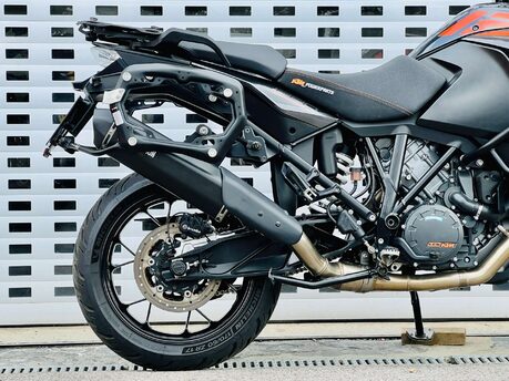 KTM 1290 Super Adventure 1290 S Adventure 
