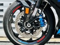 BMW M M 1000 R 33