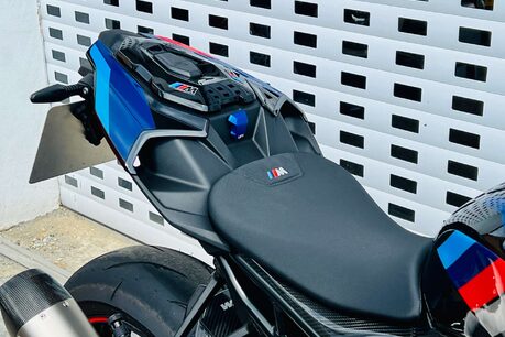 BMW M M 1000 R 17