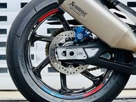 BMW M M 1000 R 10
