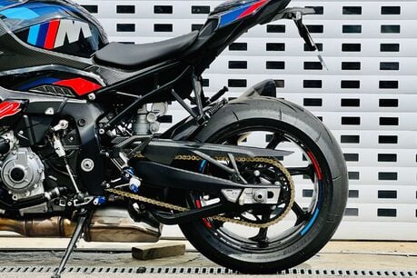 BMW M M 1000 R 29