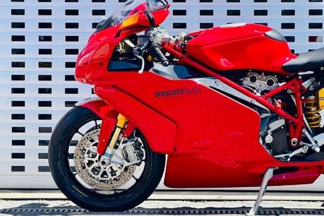 Ducati 999 R 26