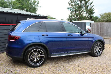 Mercedes-Benz GLC 2.0 GLC 300 AMG Line Premium+ D 4Matic Auto 4WD 5dr 10