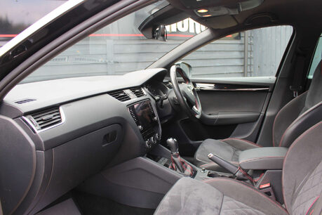 Skoda Octavia 2.0 Octavia vRS 245 TSi Semi-Auto 5dr 11