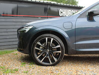 Volvo XC60 2.0 XC60 Ultimate T8 Recharge AWD A 4WD 5dr 19