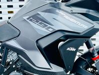 KTM 1290 Super Adventure 1290 Super Adventure S 10
