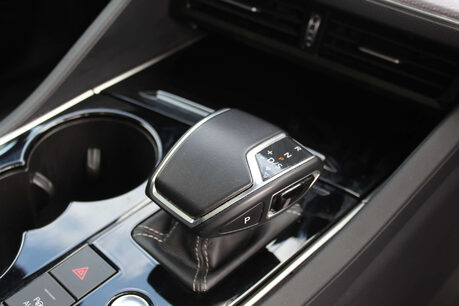 Volkswagen Touareg 3.0 Touareg V6 Black Edition TDI Auto 4WD 5dr 6